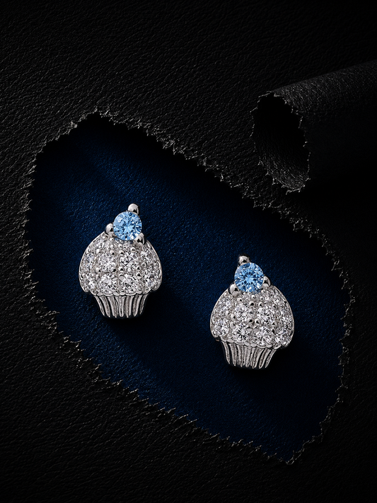 Sweet Scoop Stud Earrings
