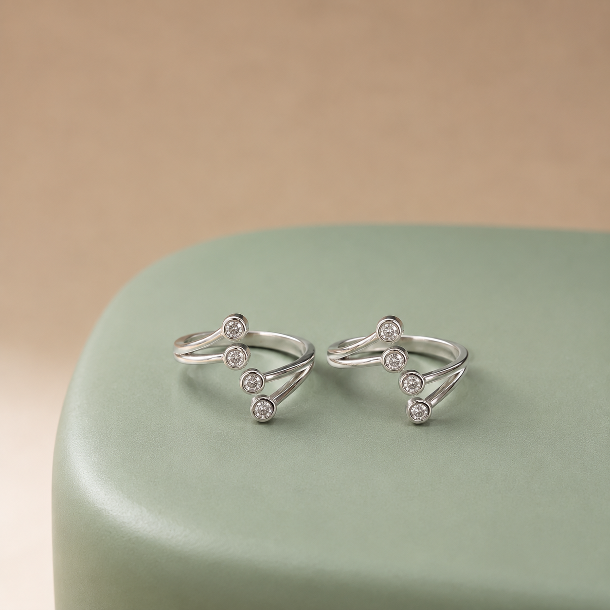 Silver Four Stone Adjustable Toe Ring